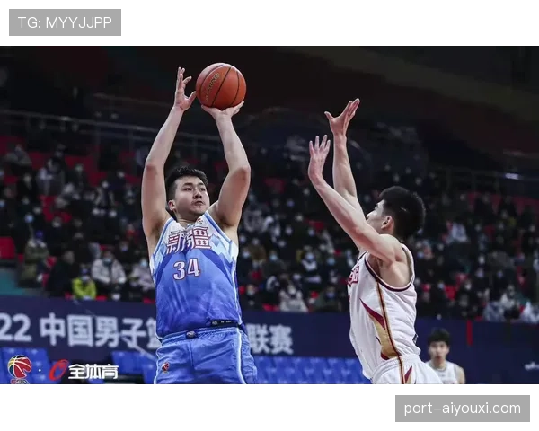 尤因中距离投篮稳定性提升拉开内线防守差距